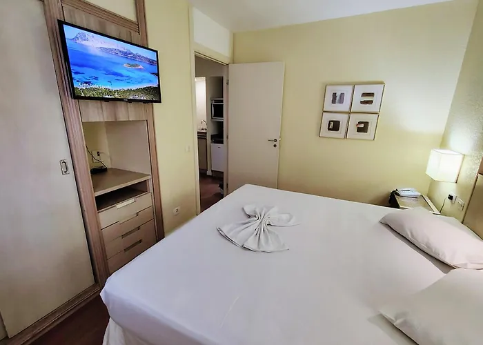 Suite 1410 Ambassador Residence